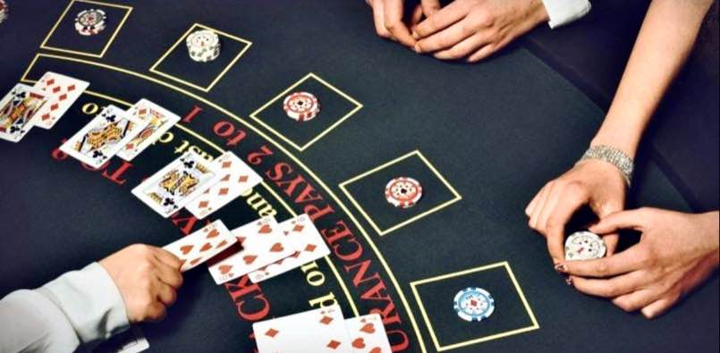 Hướng dẫn cụ thể các mẹo trong cách chơi blackjack